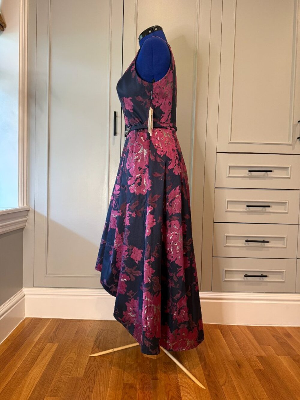 NWT Eliza J high-low floral gown with embellished belt and pockets, size 10 - Picture 3 of 10